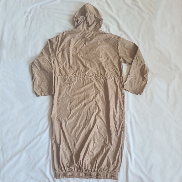 NWT Pretty Little Thing Stone (Beige) Maxi Hooded Windbreaker Jacket, US 6 - Picture 8 of 16